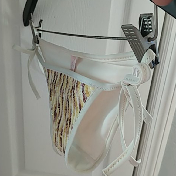 Victoria's Secret Pink & White Bikini - Picture 9 of 11